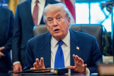 Gobierno de Trump lanza plataforma para medicamentos con descuento