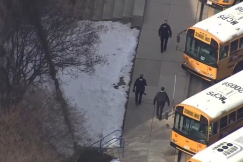 Acusado de disparar a estudiante en secundaria Wootton enfrenta cargos de intento de asesinato