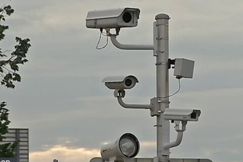 Comité de la Cámara Baja aprueba proyecto de ley para prohibir cámaras de tráfico en Washington D.C.