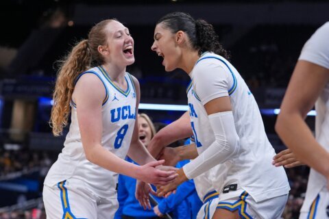UConn and UCLA pretty much set as top 2 seeds in NCAAs, but Bruins push for the No. 1 overall spot