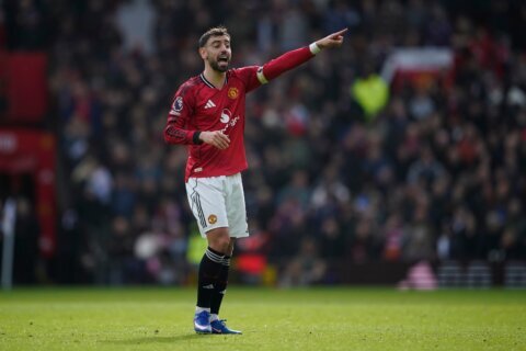 Bruno Fernandes closes in on Premier League assists record as Man United beats Aston Villa 3-1