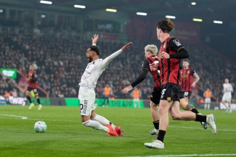 Fernandes stars again for Man United but Bournemouth worth a point in 2-2 scrap