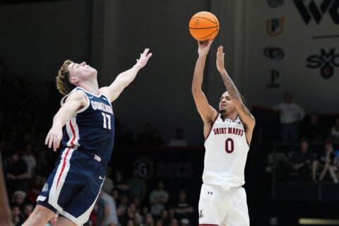 Lewis makes seven 3s as Saint Mary’s beats No. 9 Gonzaga 70-59 to share WCC regular-season title