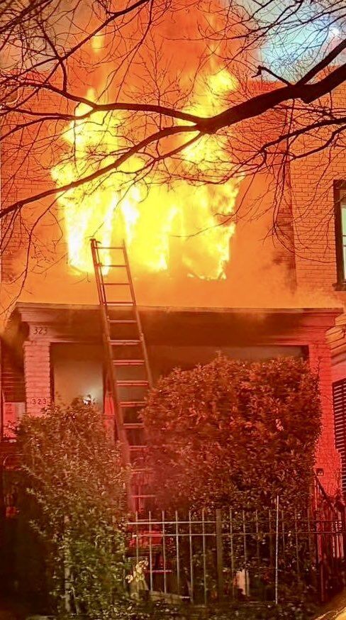 <p>Two fires tore through the District Wednesday.</p>
