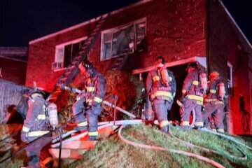 Fire breaks out in northeast D.C.