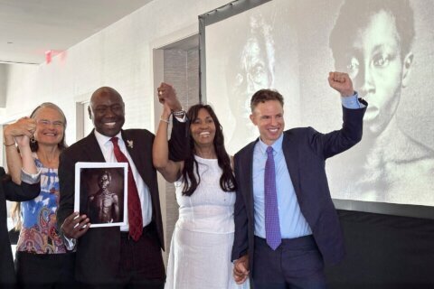 Early photos of enslaved people in 1850 head home from Harvard to South Carolina museum