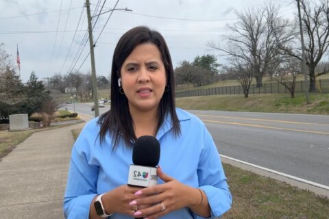 US immigration authorities arrest Spanish-language news reporter in Tennessee