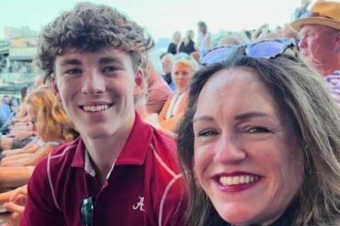 Police in Barcelona, Spain, are searching for James Gracey, a missing US student from Illinois