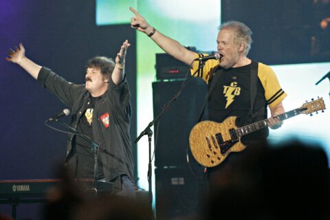 Two founding members of The Guess Who plan the band’s first official US tour in over two decades