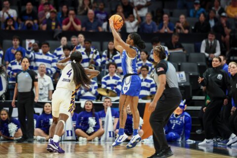 Ashlon Jackson’s buzzer-beating 3 for Duke stuns LSU and etches its place in March Madness lore