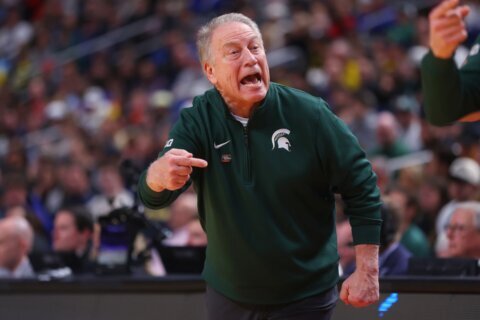 Michigan State’s Tom Izzo says he had serious talks last year about coaching NBA’s Phoenix Suns