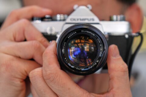 One Tech Tip: Film cameras are trendy again. Here’s an analog guide for how to use one