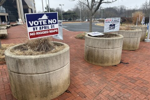 Early voting underway for Virginians to weigh in on congressional redistricting plan