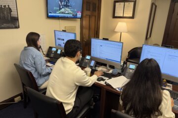 Congressional Phones Ringing