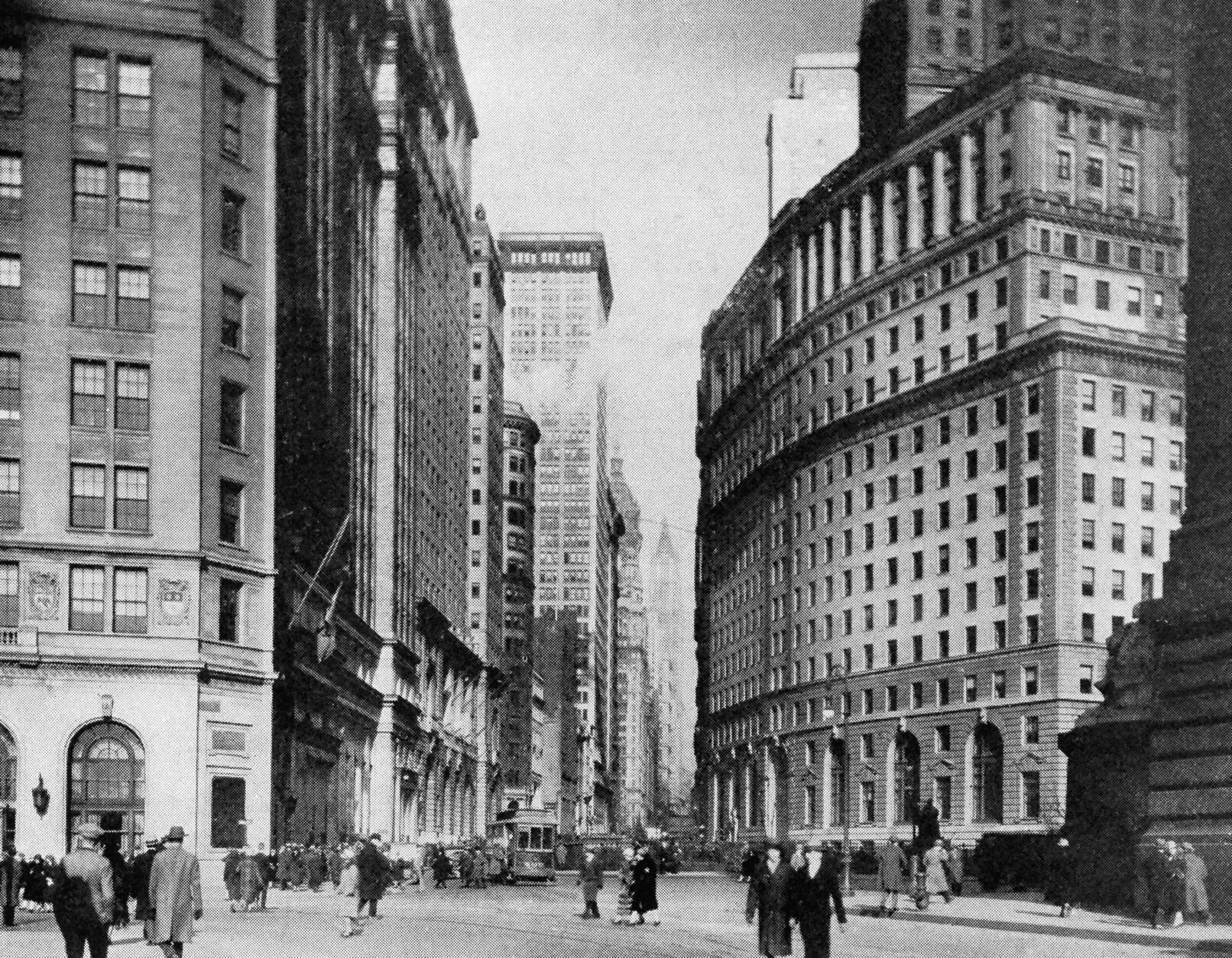 A view of Broadway in 1880