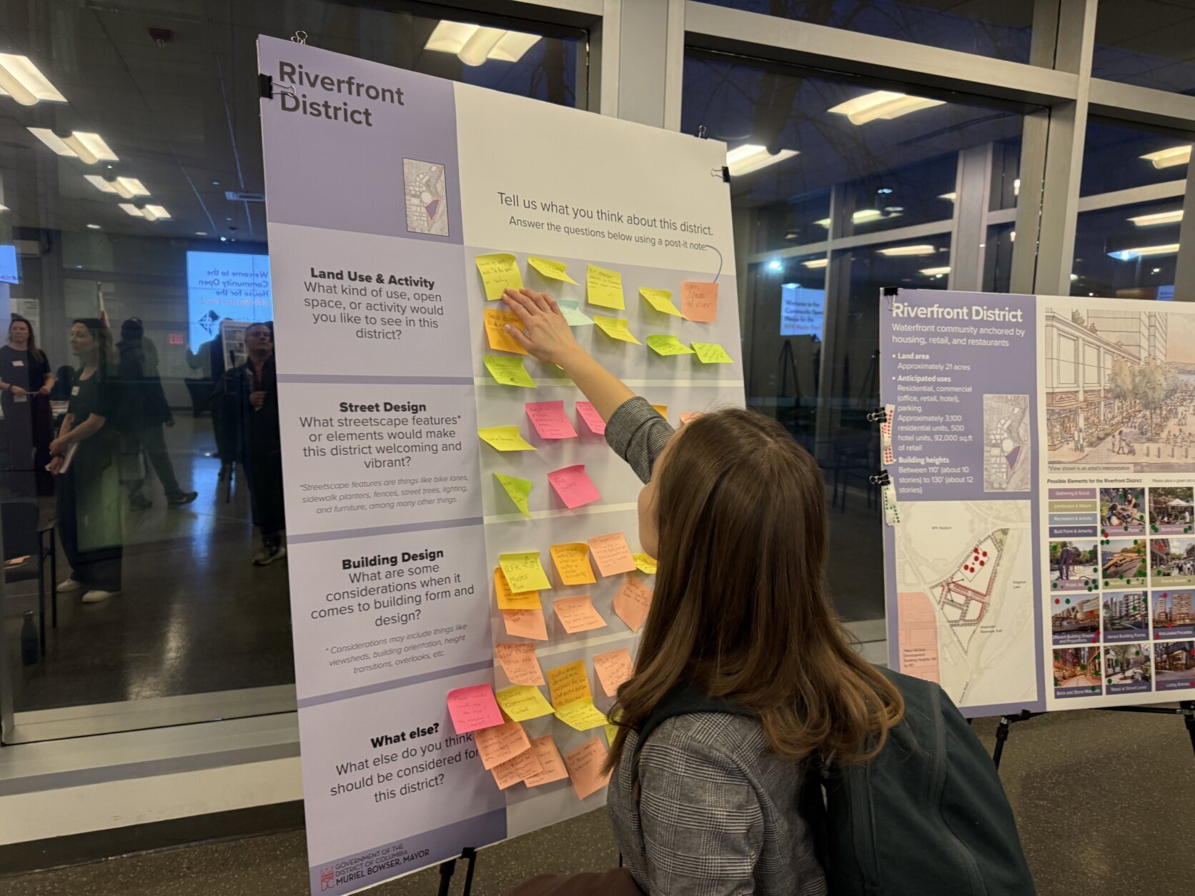 People were able to give their feedback by placing stickers on things they liked or by writing messages on sticky notes and leaving it on the board.
