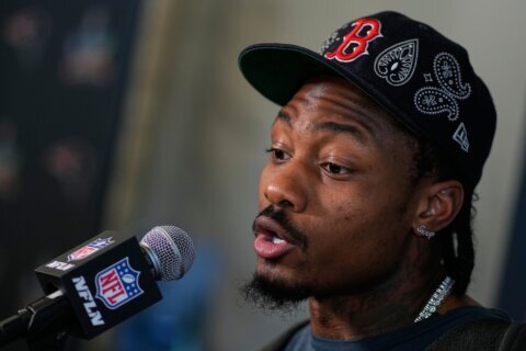 Patriots tell 4-time Pro Bowl receiver Stefon Diggs he’ll be released next week, AP source says