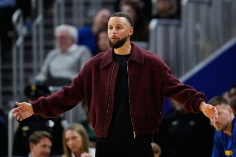 Stephen Curry will participate in play-in tourney for Warriors if he’s able, Steve Kerr says