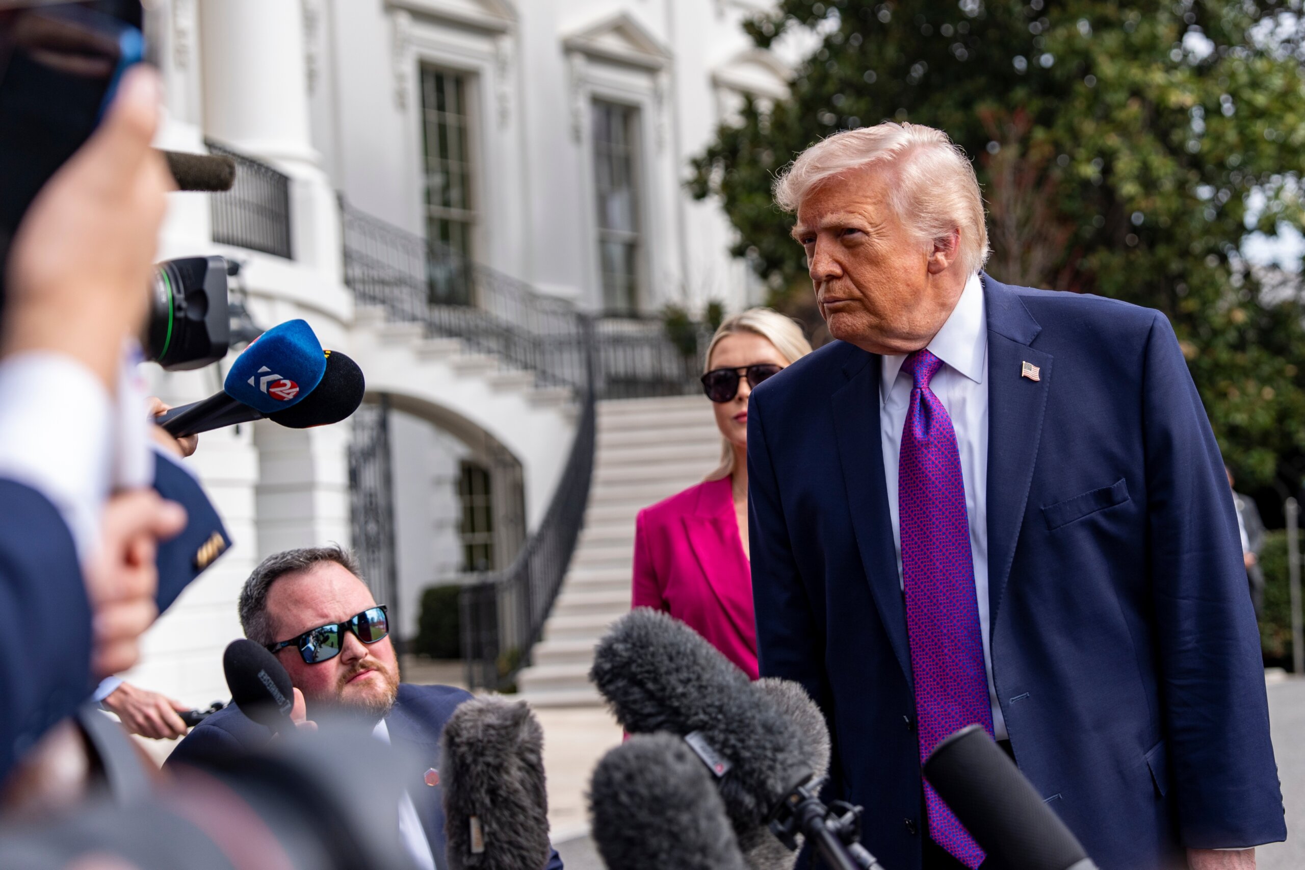Panel de la ONU dice que el discurso de odio racista de Trump y otros líderes de EE. UU. ha llevado a violaciones de los derechos humanos