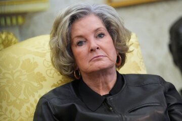 Trump Chief of Staff Cancer