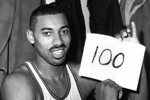 Wilt Chamberlain’s friends, family root for today’s NBA stars to challenge Hall of Famer’s records