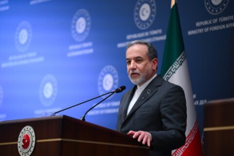 Canciller iraní afirma que su país puede enfrentar una posible invasión terrestre de EEUU
