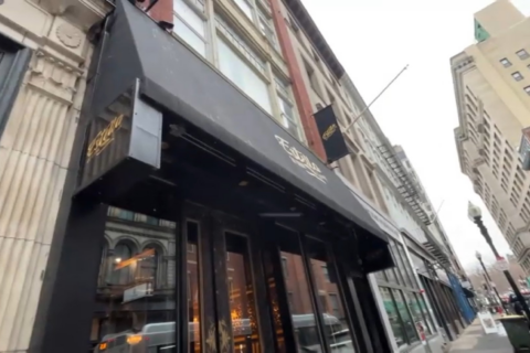 Dueño de un bar afirma que fiesta nocturna de jugadores de los Patriots le costó una infracción