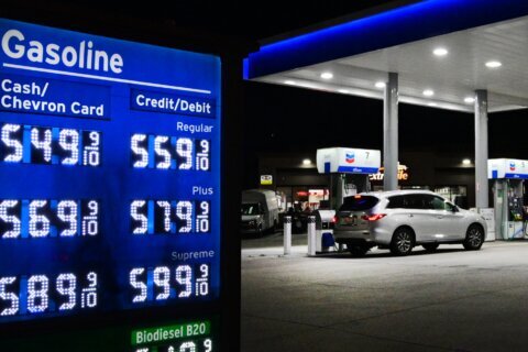 Cómo la guerra con Irán podría afectar tu bolsillo más allá de la gasolina