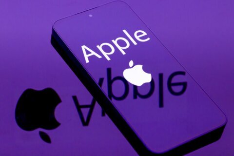 Apple pide a usuarios de iPhone actualizar el software para evitar hackeos