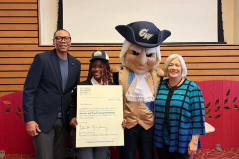 Dunbar High School senior wins prestigious scholarship to GW