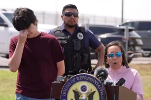 Liberan a familia de mariachis detenidos por ICE en Texas