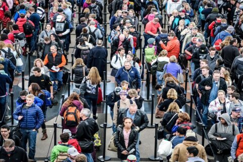 Republicanos de la Cámara de Representantes aprueban proyecto de financiación del DHS