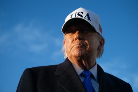 Trump comparte imágenes de su futura biblioteca presidencial: será un enorme rascacielos en Miami