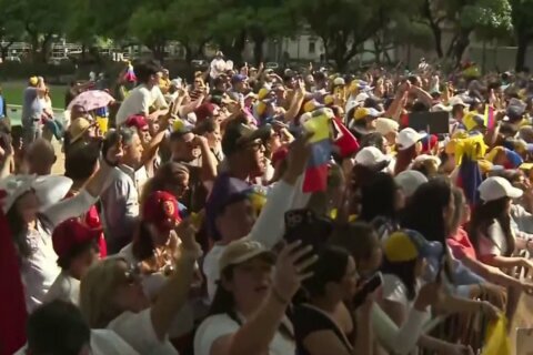 ‘Hasta el final’: promete María Corina Machado ante seguidores de Houston