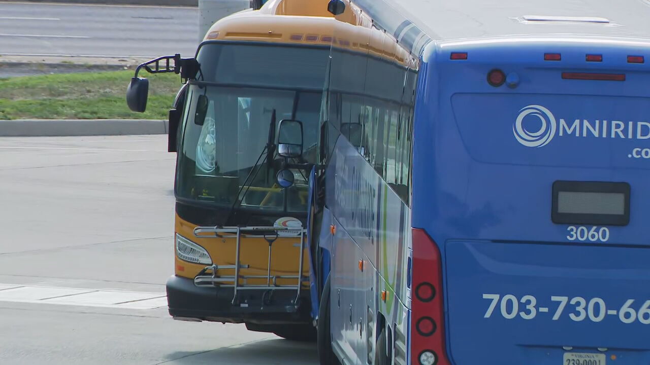 Head-on bus crash near a Pentagon stop injures 23 people, including Defense Department workers