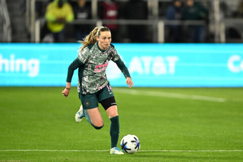 Martinez scores 2nd straight game-winning goal to give the Spirit a 1-0 win at the Reign