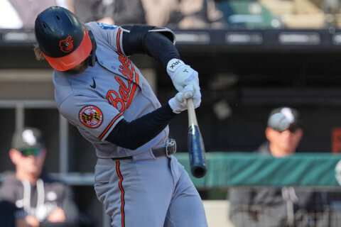 Orioles take on the Giants after Ward’s 4-hit game
