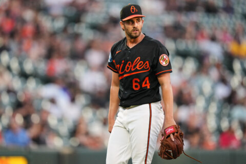 Orioles host the Diamondbacks on 3-game home win streak