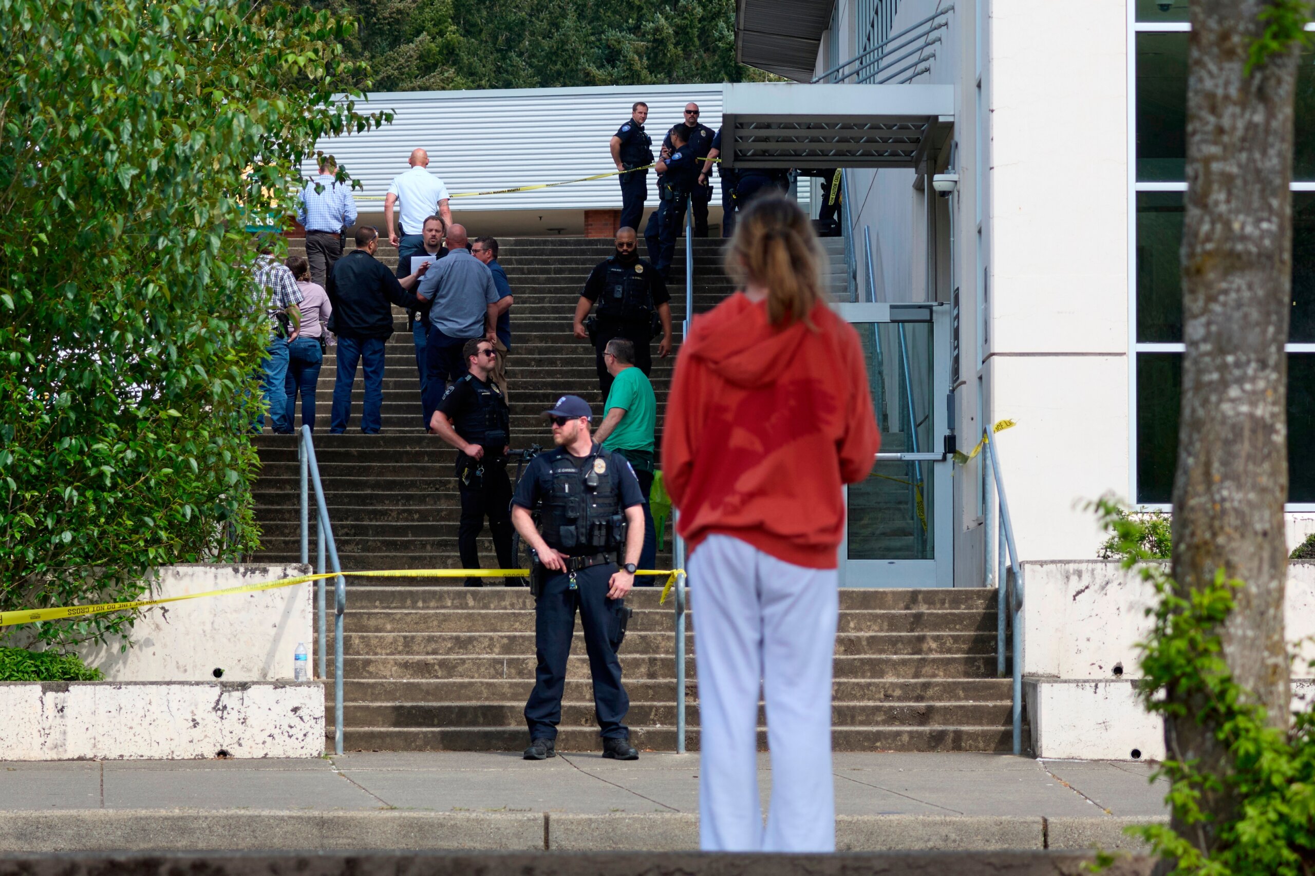 Stabbing at Washington state high school wounds 6, including suspect, police say
