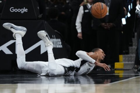 Trail Blazers rally for 106-103 win over Spurs to even series after Wembanyama exits with injury
