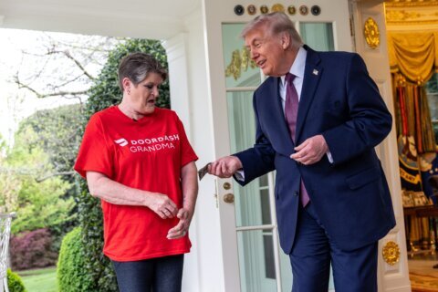 Trump tips DoorDash driver $100 for delivering McDonald’s to Oval Office