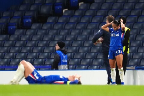 Chelsea coach laments lack of VAR on hair-pulling incident in Women’s Champions League