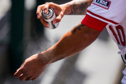 Most sunscreens harm corals. Here’s what you can do