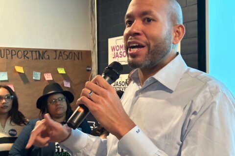 Georgia Democrats try to make their move in a jumbled, low-dollar primary for governor