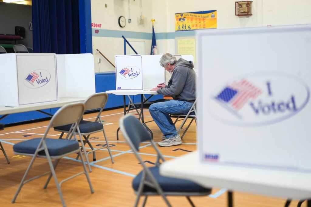 Virginia voters approve redistricting plan that could boost Democrats’ seats in Congress