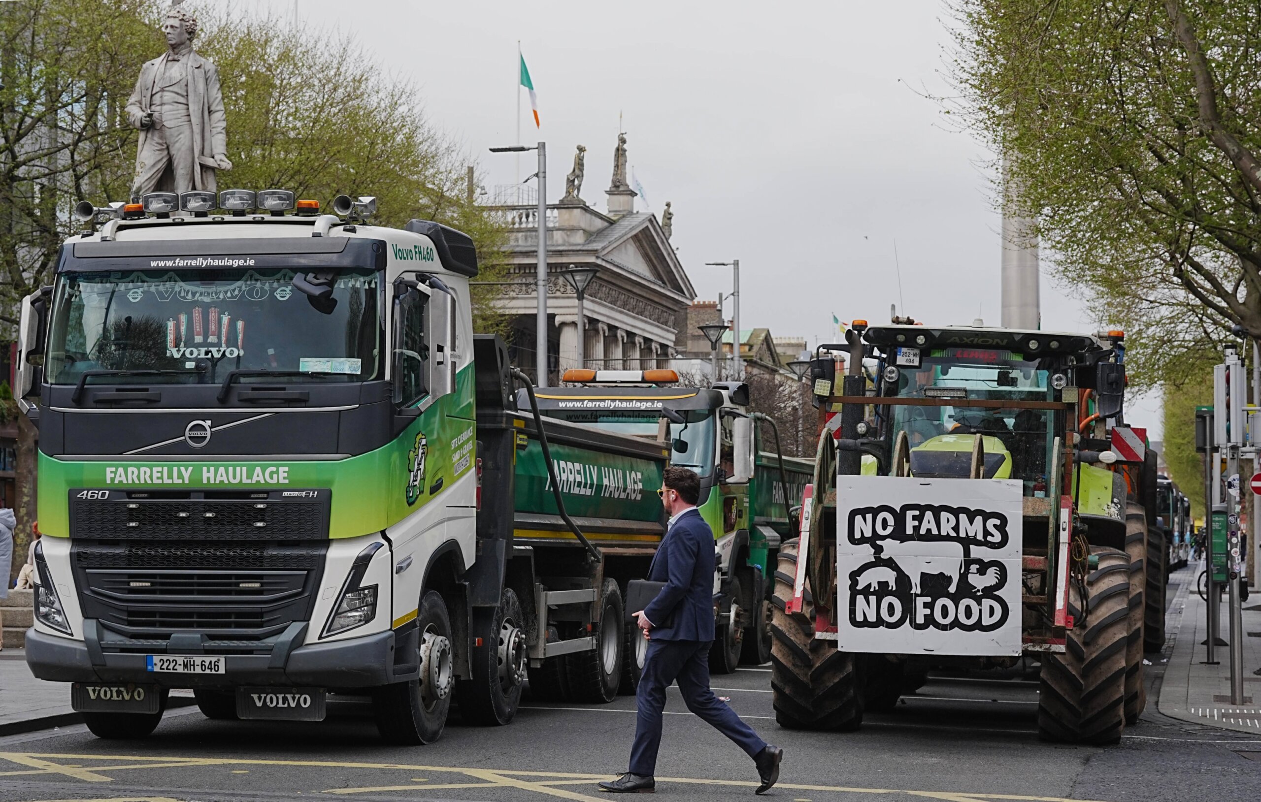 Irish fuel protests enter fourth day as government seeks to head off shortages, open blocked roads