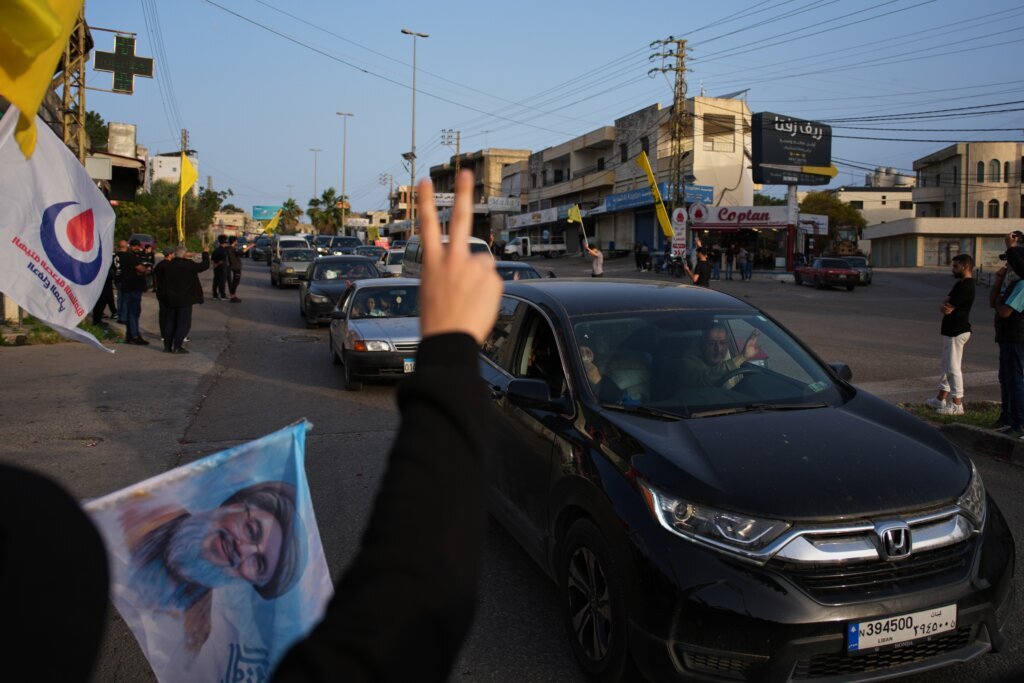 Iran reopens Strait of Hormuz, but threatens to close it again as the US maintains its blockade