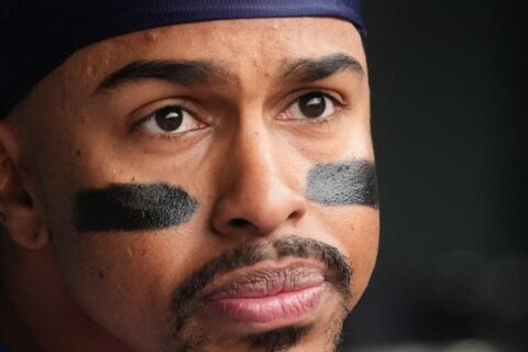 Francisco Lindor defends manager Carlos Mendoza after Mets drop 11th straight game