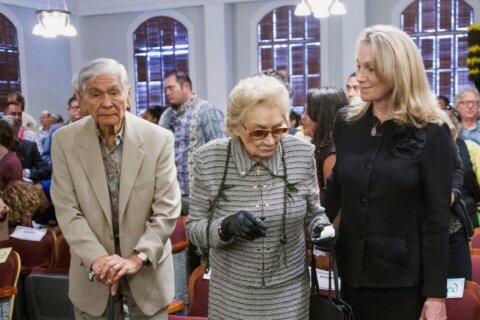 Former Hawaii Gov. George Ariyoshi, the 1st US governor of Asian American descent, dies at 100