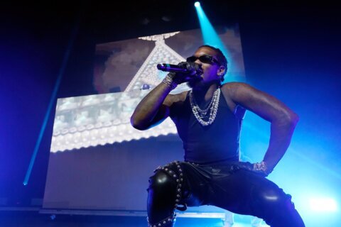 FBI says suspects tried to rob Offset outside a Florida casino when he was shot in the leg